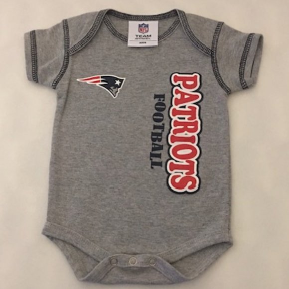 NFL NEW ENGLAND PATRIOTS Football Infant Onesie NWOT - Picture 1 of 8
